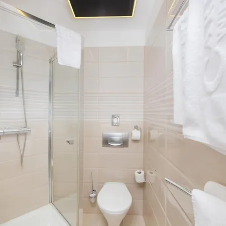 Hotel Carlton Buda Castle 4*