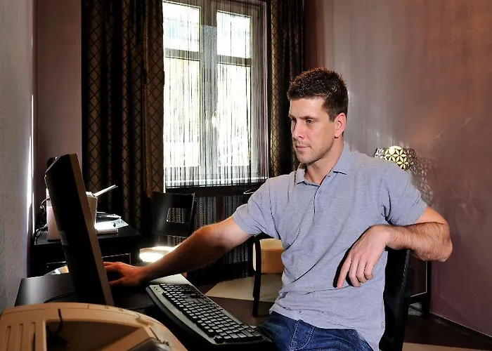 Carlton Buda Castle Отель