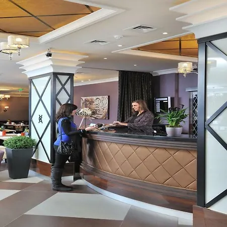 Szálloda Exe Carlton 4*
