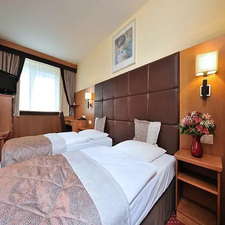 Exe Carlton Budapest