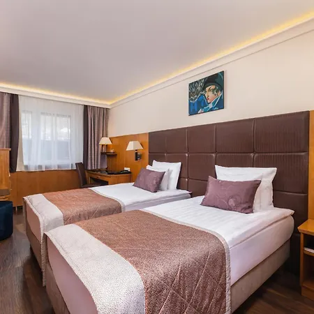 Carlton Buda Castle Hotell