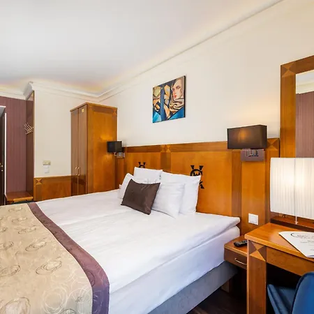 Hotell Carlton Buda Castle Budapest