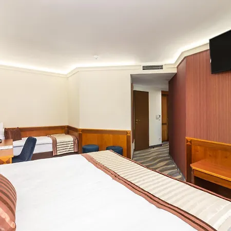 Carlton Buda Castle Hotell