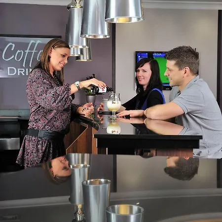 Carlton Buda Castle Hotell 4*