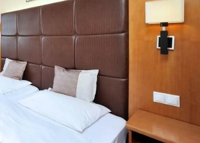 Carlton Buda Castle Hotel