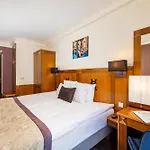 Hotel Exe Carlton Budapest