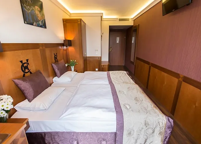 Carlton Buda Castle Отель 4*