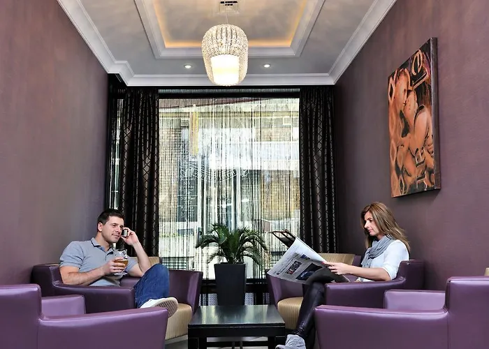 Отель Carlton Buda Castle